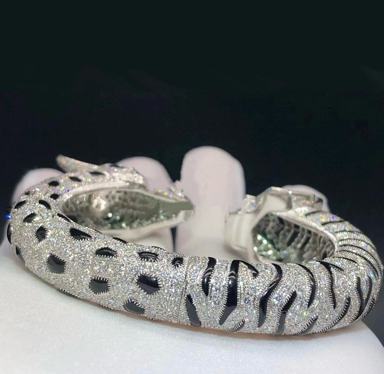 Tiger and Giraffe full pave diamond bracelet, Large model