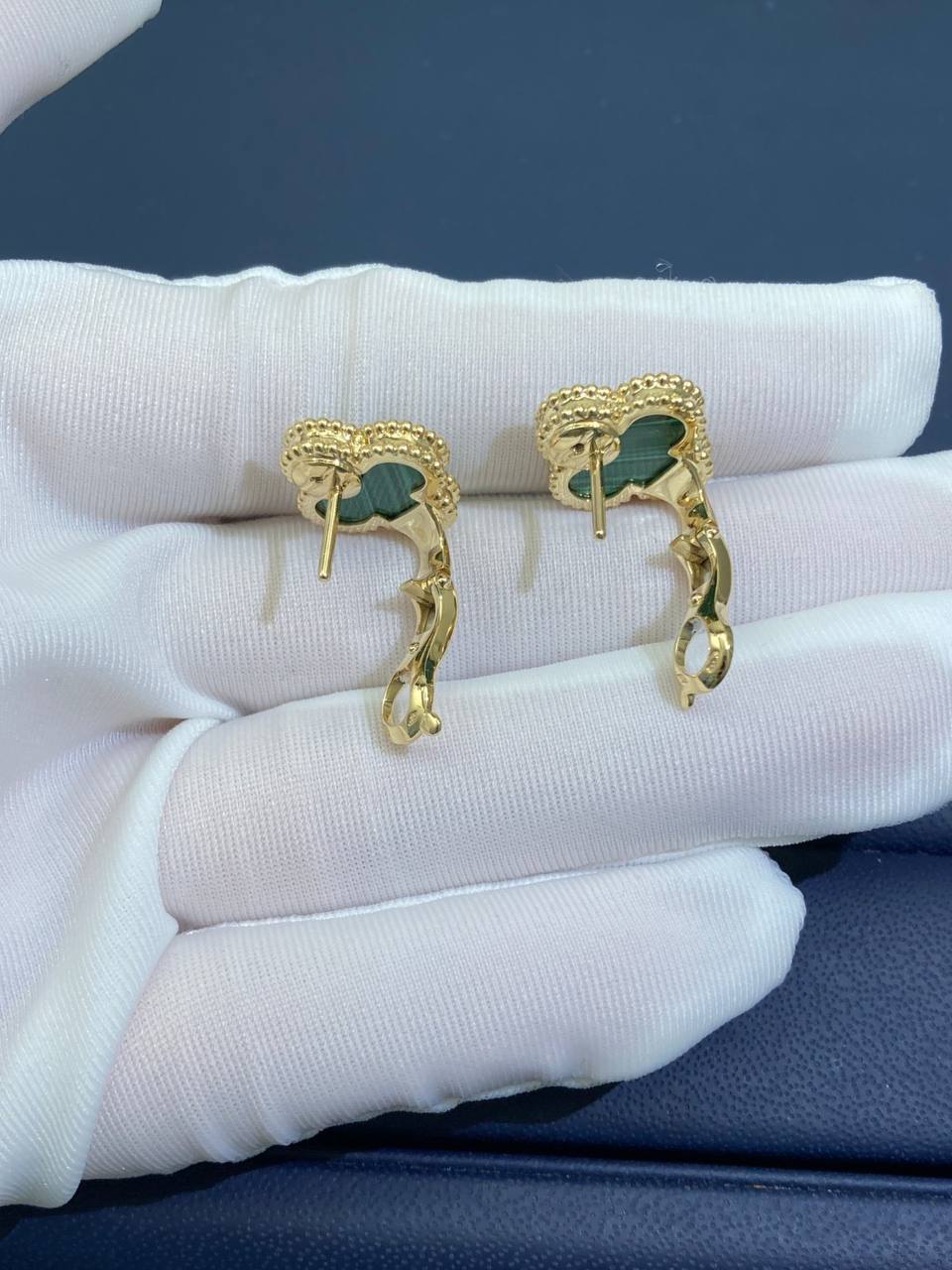 VC Malachite earrings 15mm