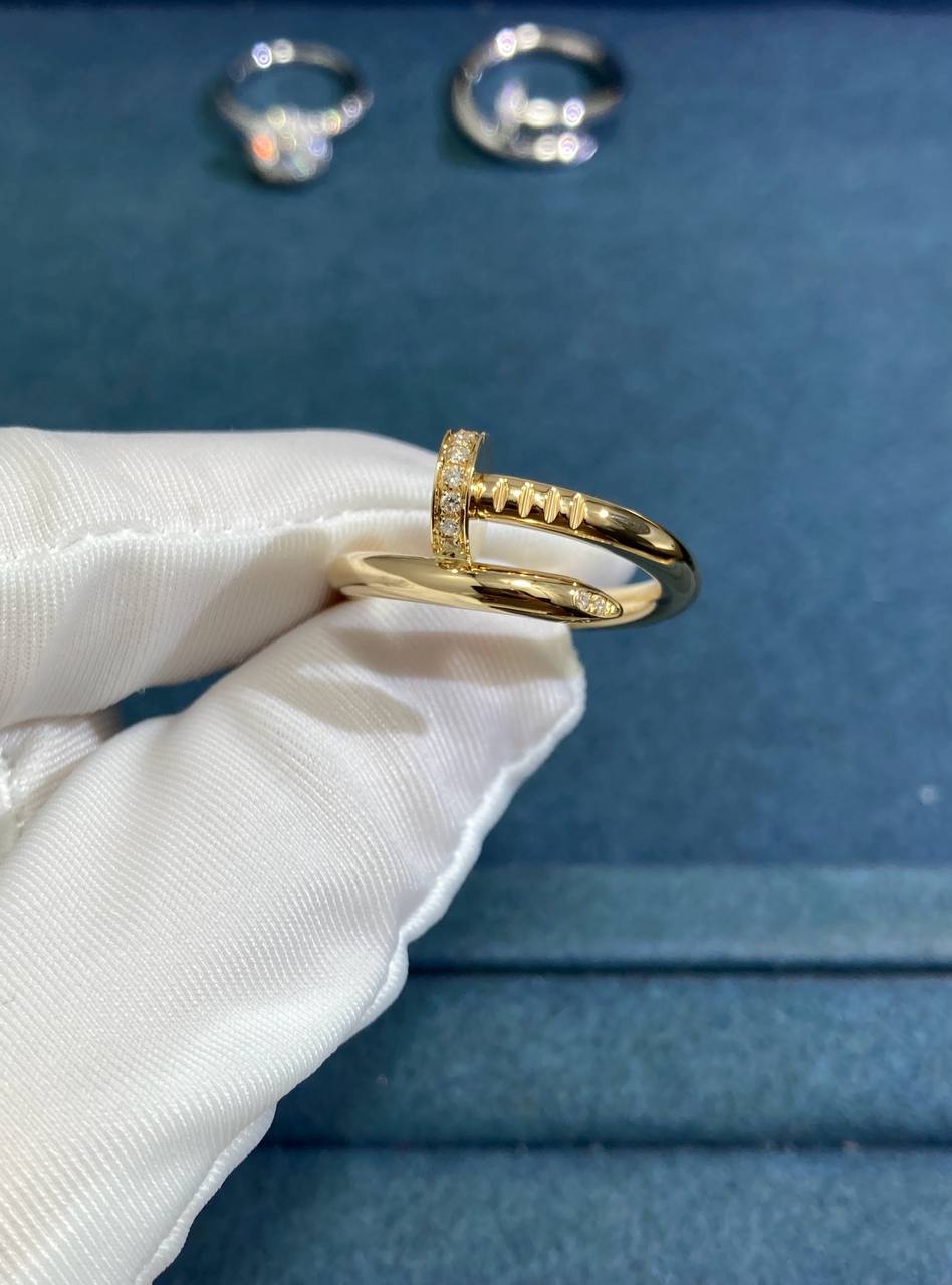 Nail ring with diamonds, Classic model
