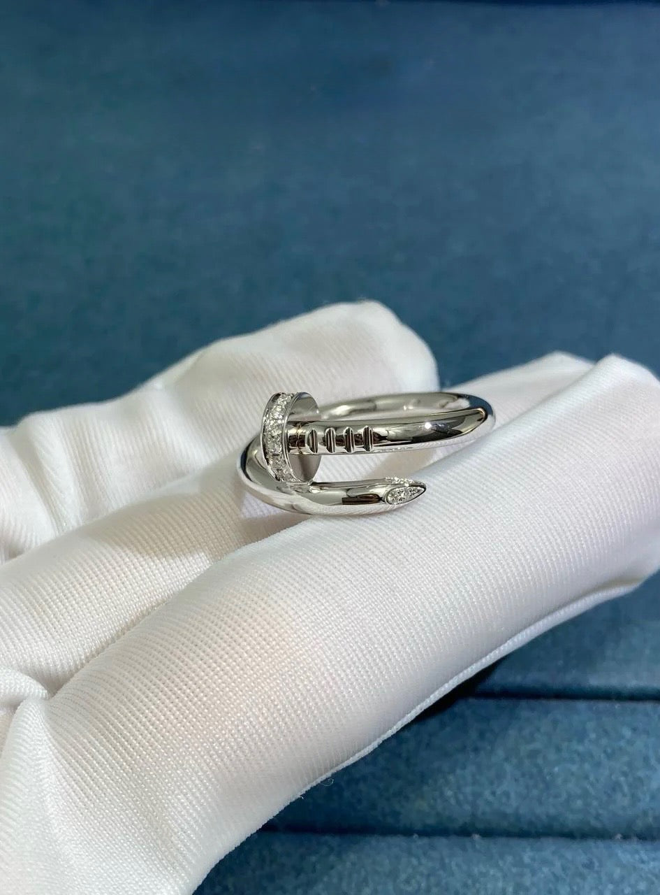 Nail ring with diamonds, Classic model