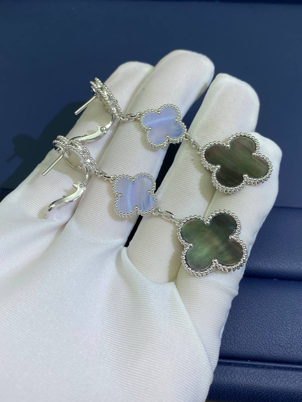 VC 3 motif Mother-of-Pearl and Chalcedony earrings