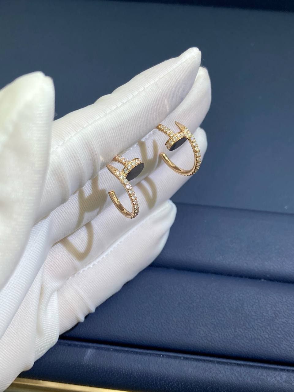 Nail full pave earrings
