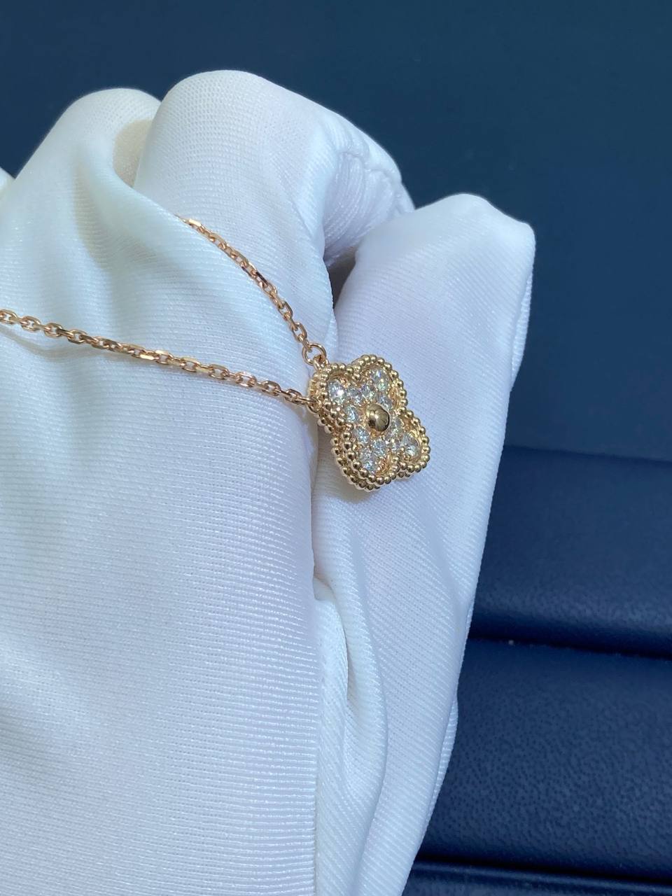 VC full pave diamond pendant