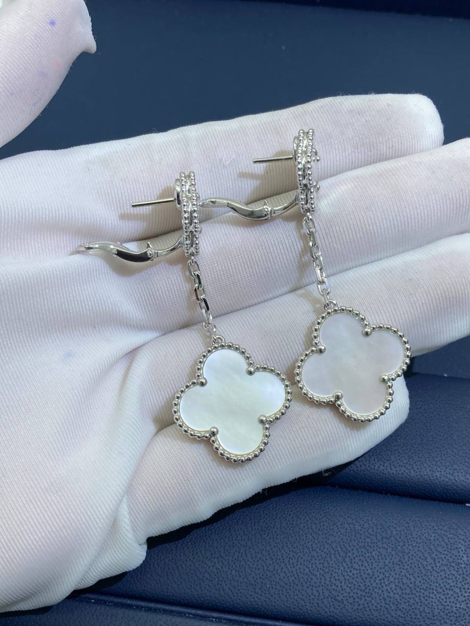 VC Mother-of-Pearl double earrings