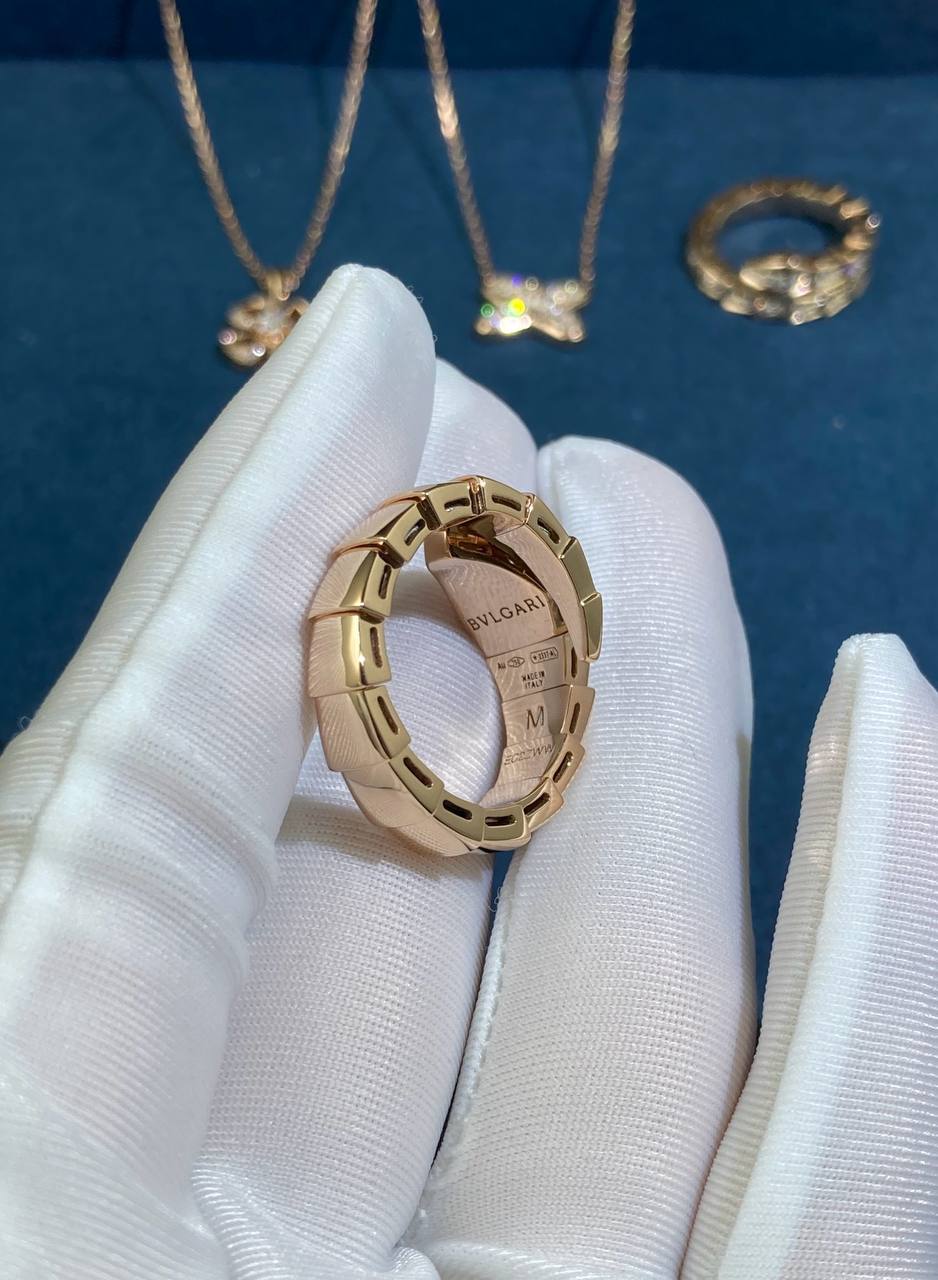 Serpenti ring with diamonds, Large model
