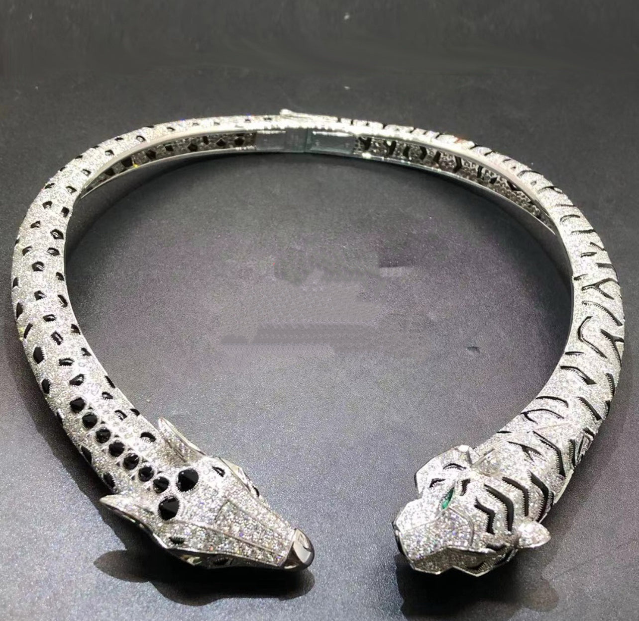 Tiger and Giraffe full pave diamond necklace, Large model