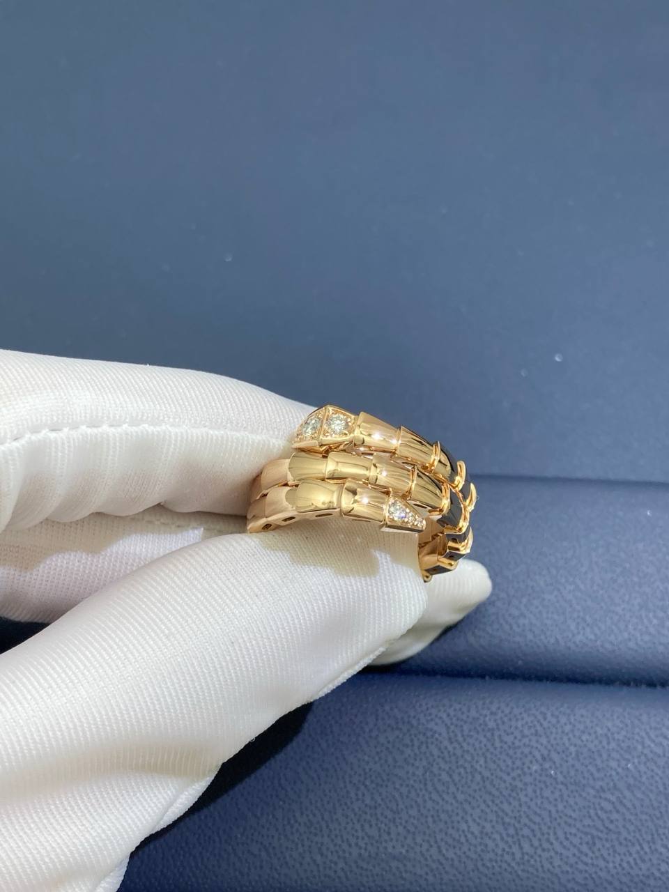 Serpenti double row ring with diamonds