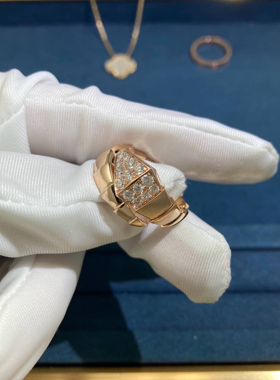 Serpenti ring with diamonds, Large model