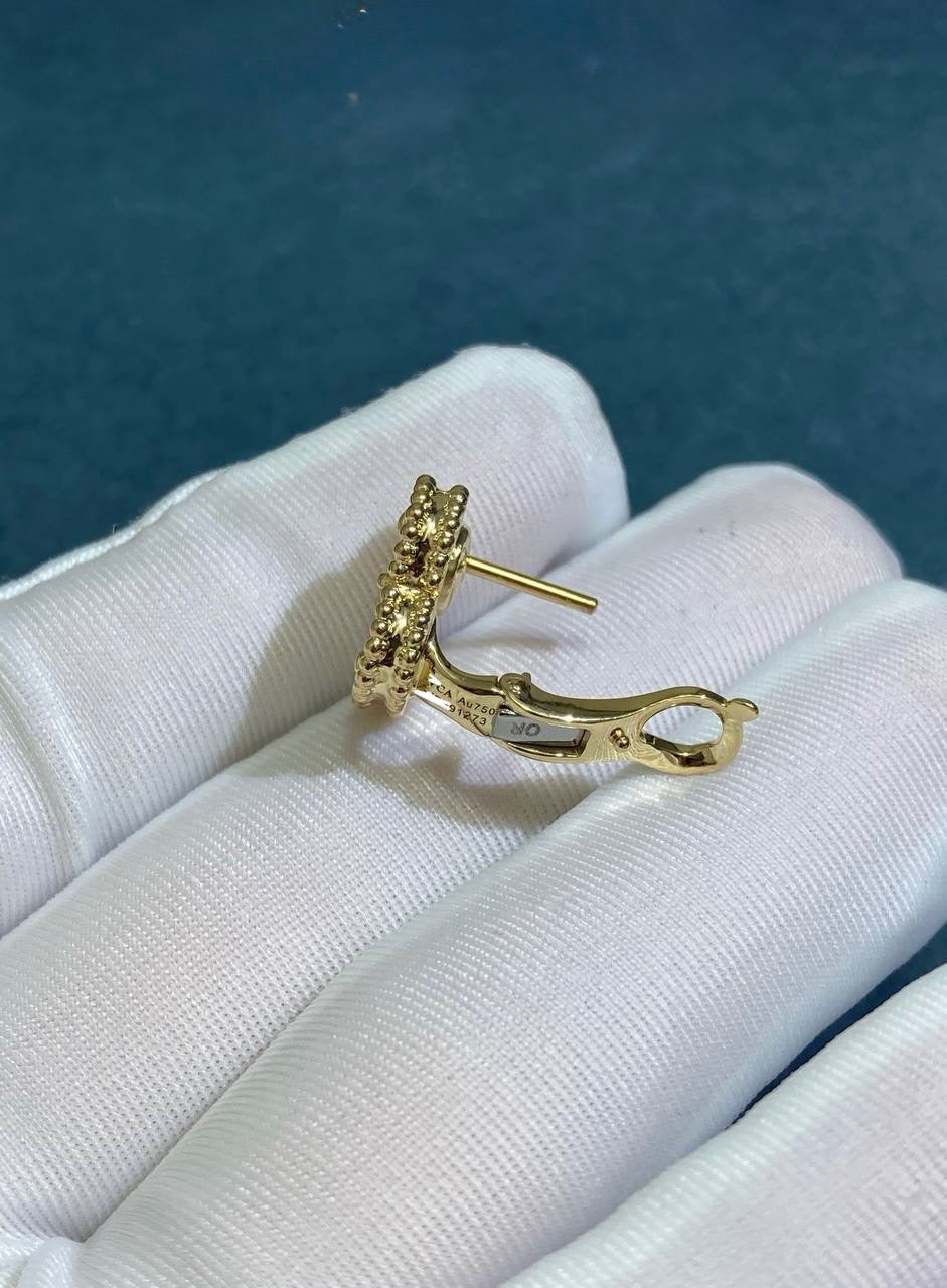 VC Mother-of-Pearl earrings 15mm