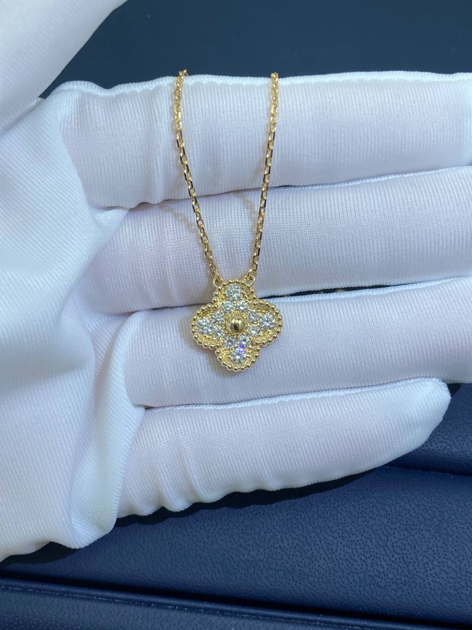 VC full pave diamond pendant