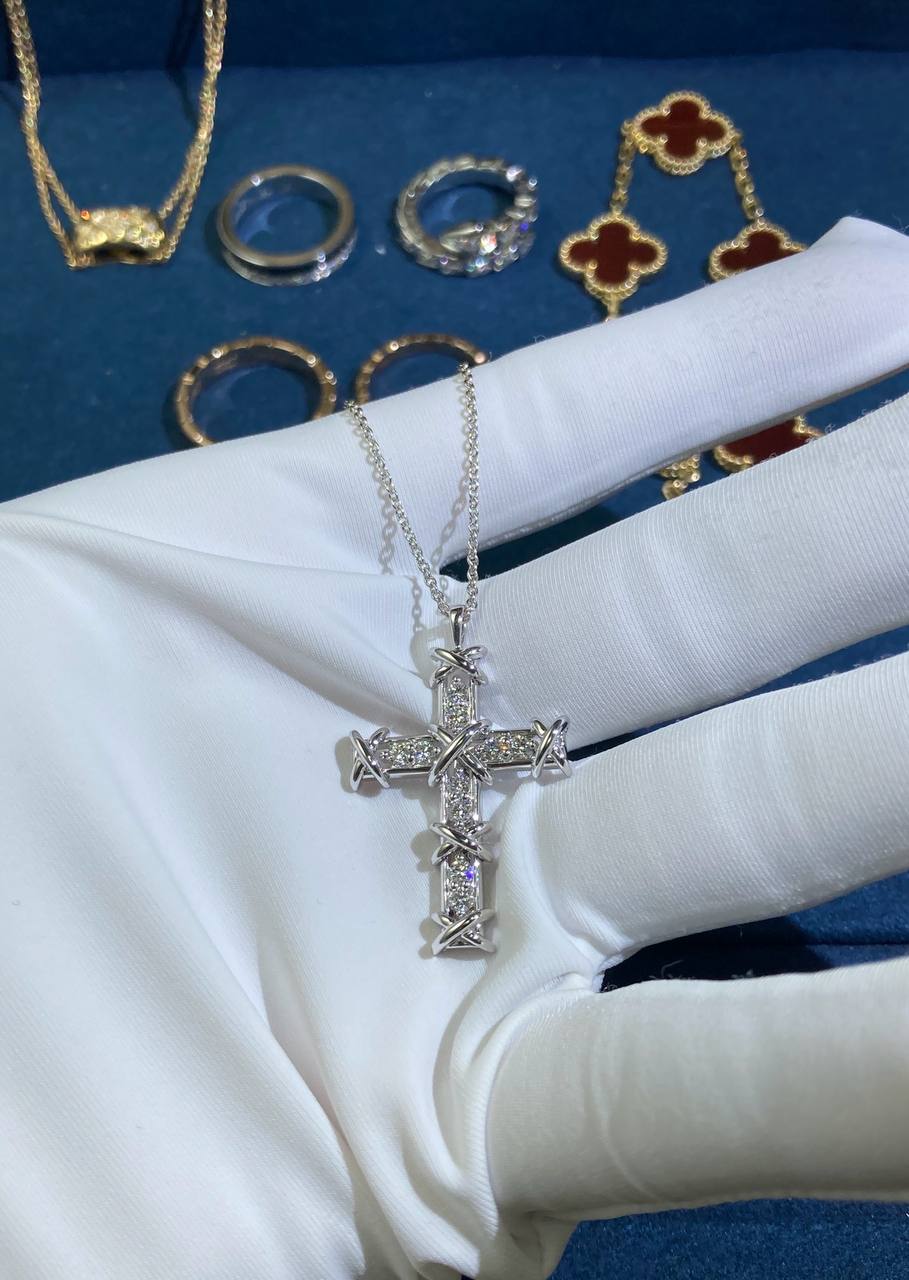 TC cross pendant with diamonds