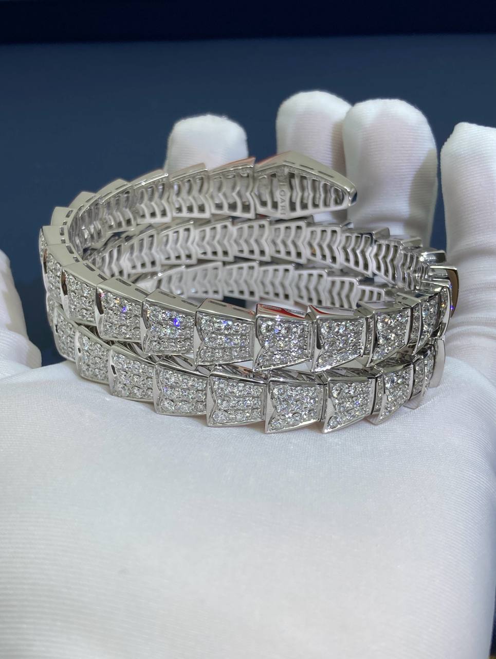 Serpenti double row full pave diamond bracelet, Large model