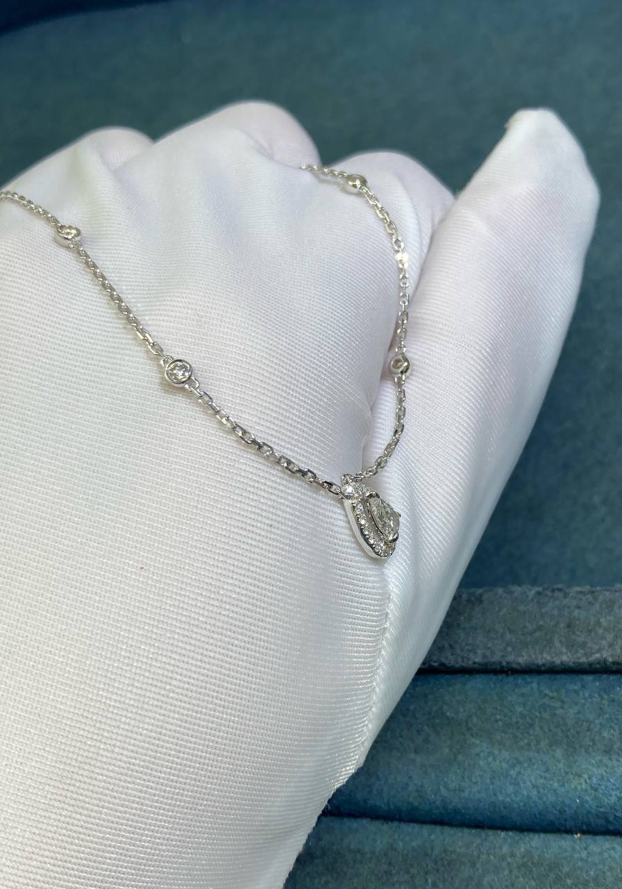 MSSK two-rows necklace with pear-cut and Emerald-cut diamonds