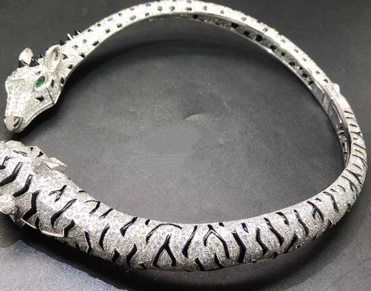 Tiger and Giraffe full pave diamond necklace, Large model