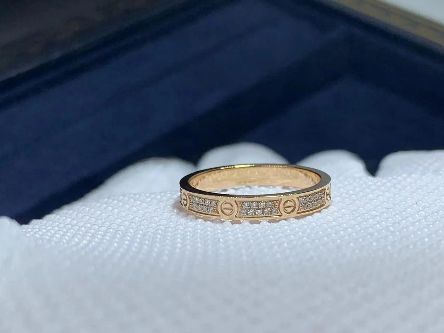 Love full pave diamond ring, Mini model