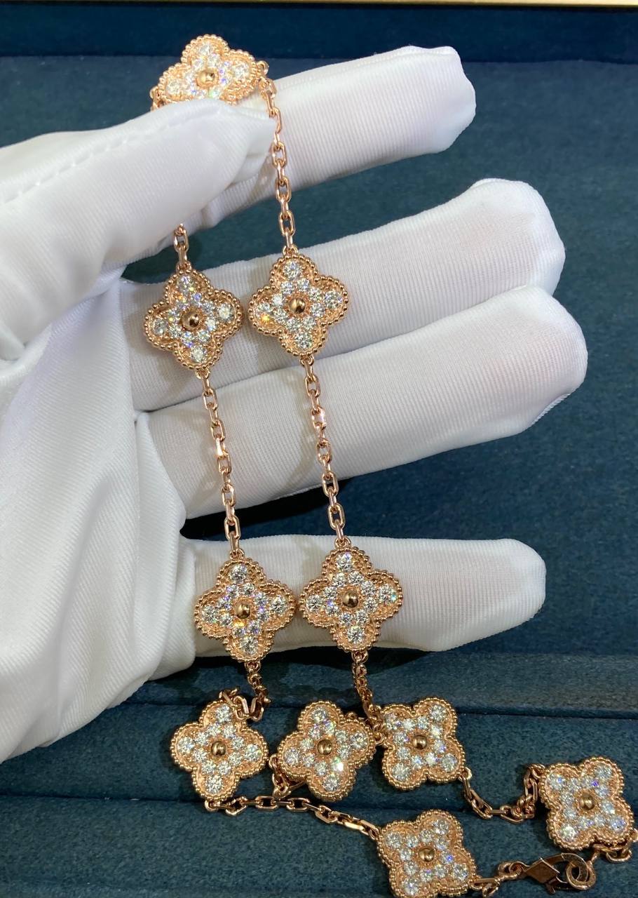 VC 10 motif full pave diamond necklace