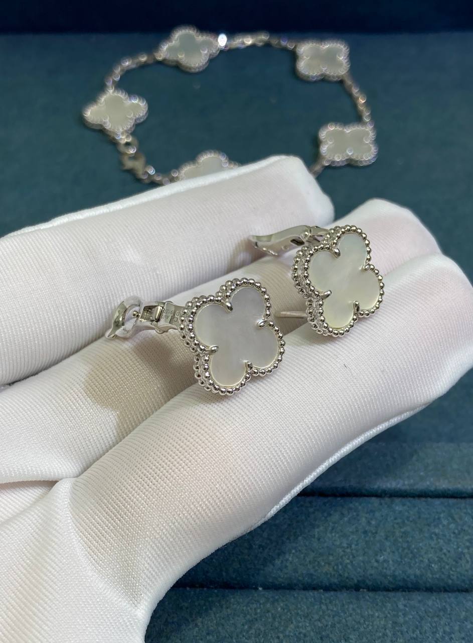 VC Mother-of-Pearl earrings 15mm