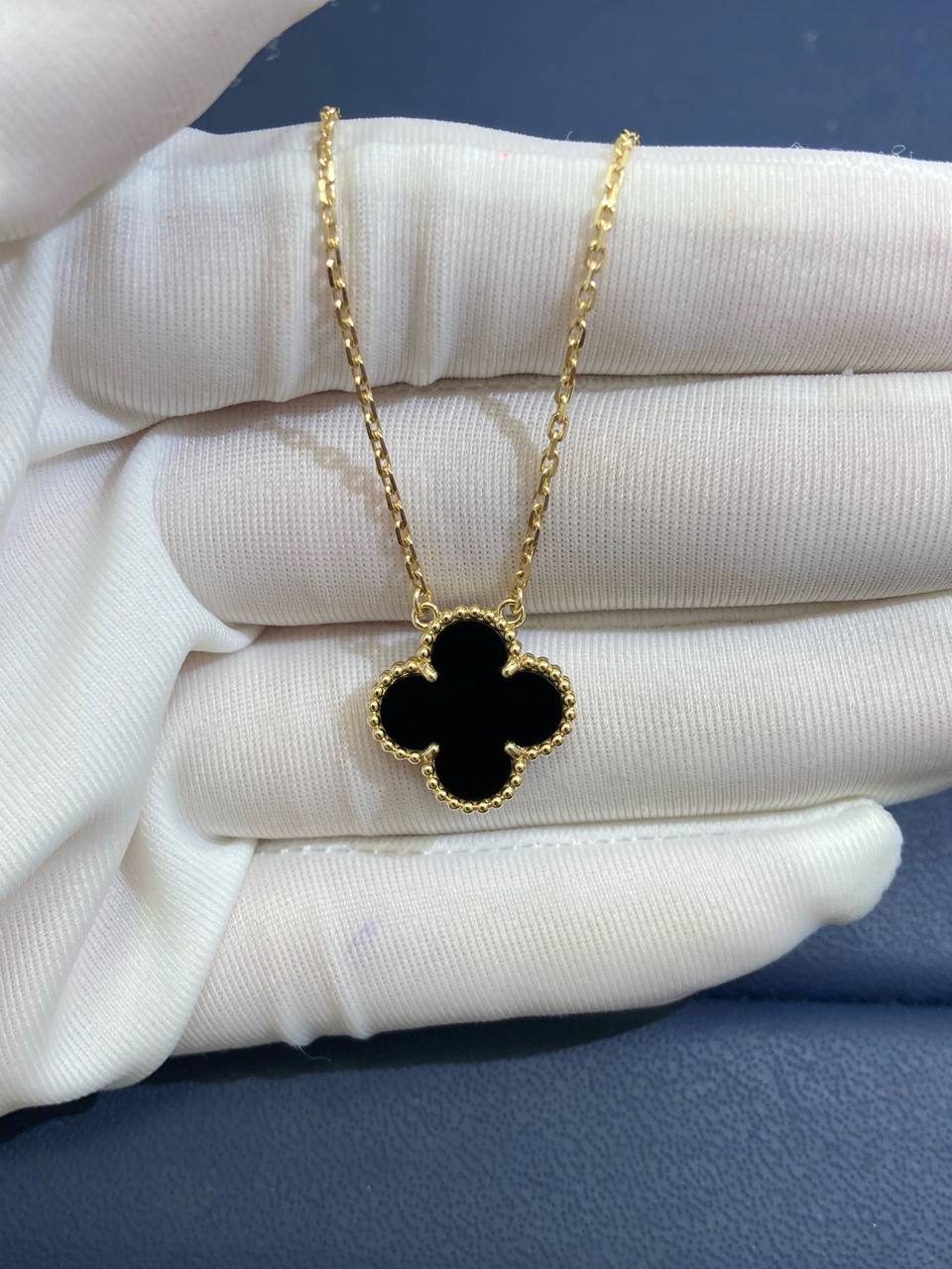 VC Onyx pendant