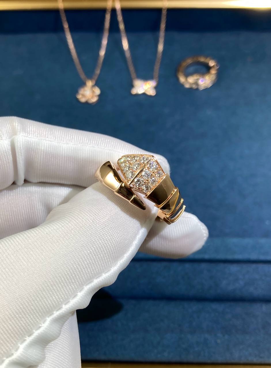 Serpenti ring with diamonds, Large model