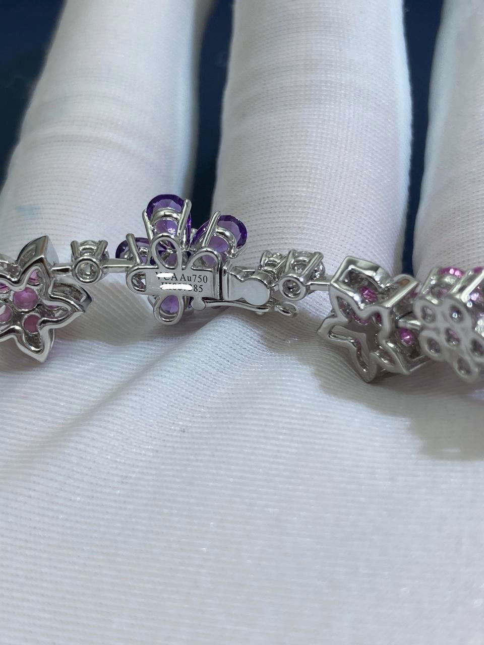 VC high jewelry bracelet with sapphires