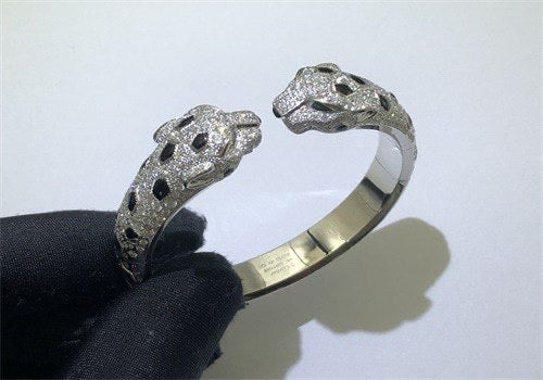 Panther double head half-pave diamond bracelet, Medium model