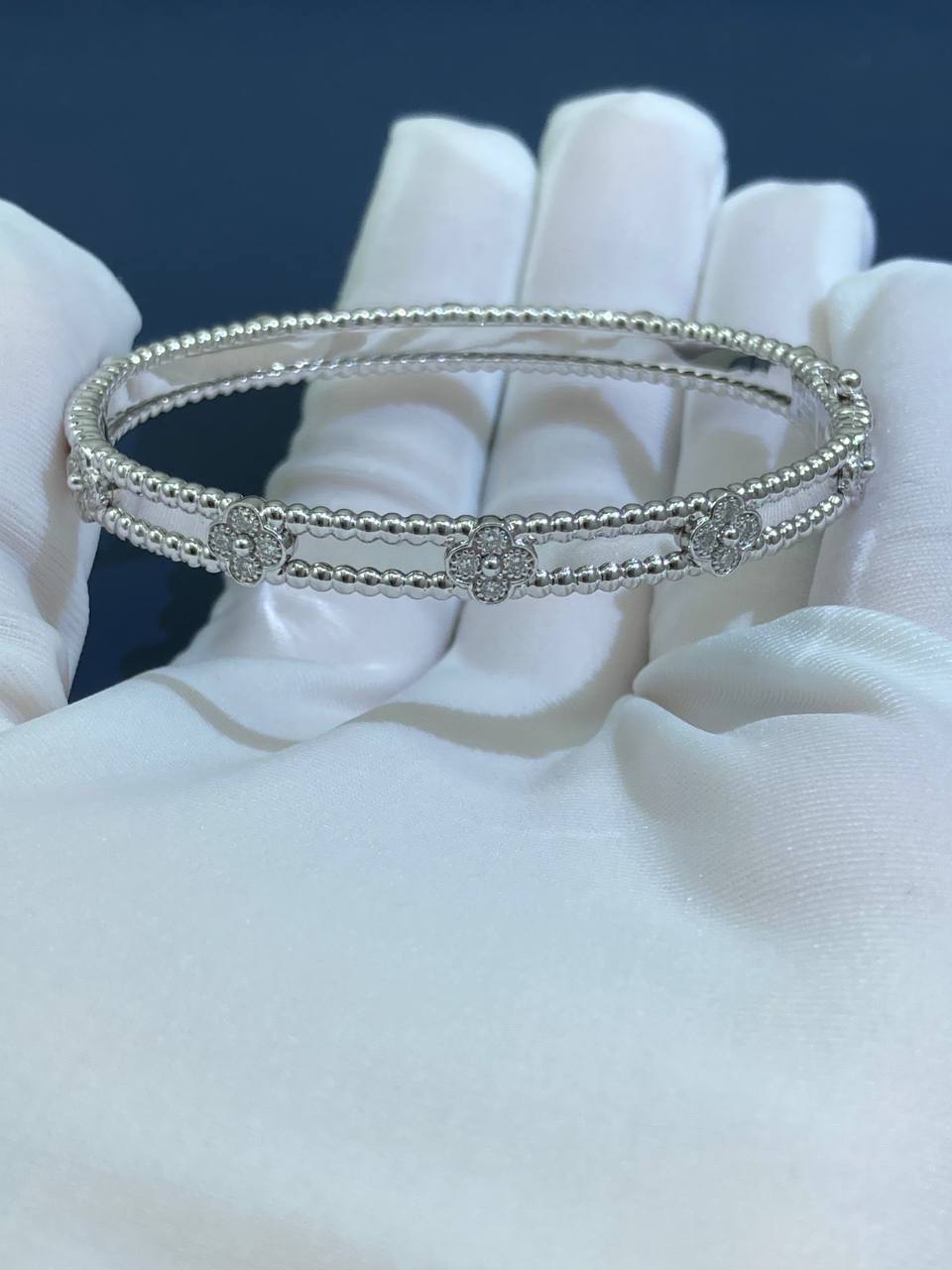 VC floral bracelet with diamonds