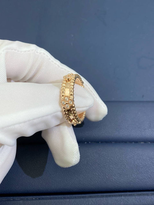 VC floral ring with diamonds, Small model