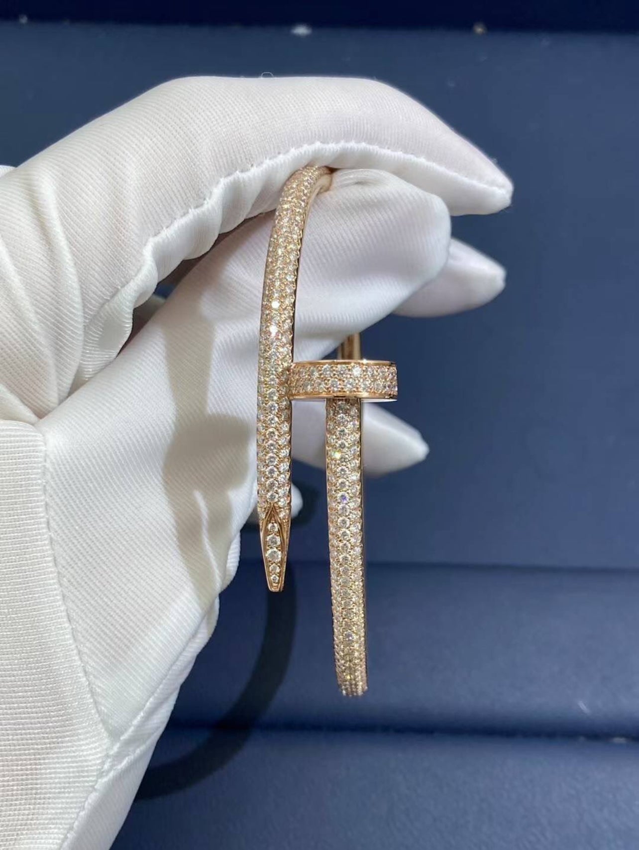 Nail full pave diamond bracelet