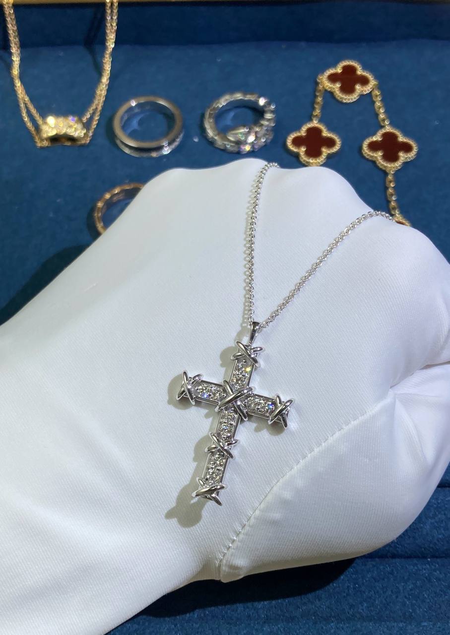 TC cross pendant with diamonds
