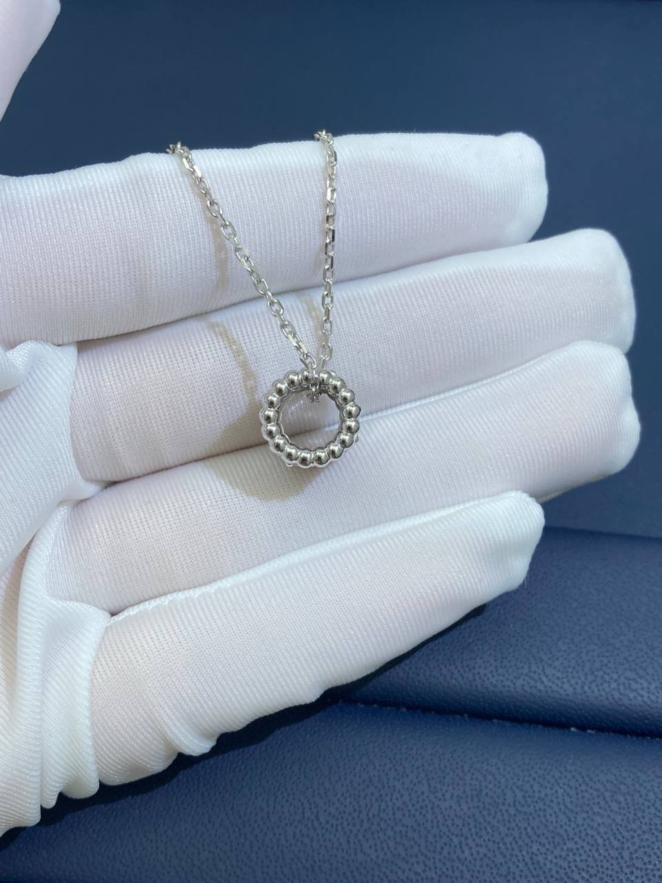 VC pendant with diamonds