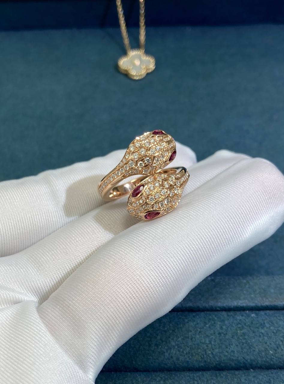 Serpenti double head full pave diamond ring with rubellites