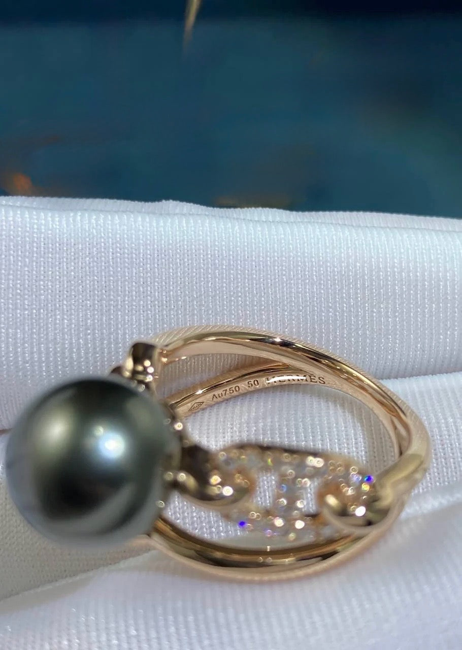 HRMS pearl ring with diamonds
