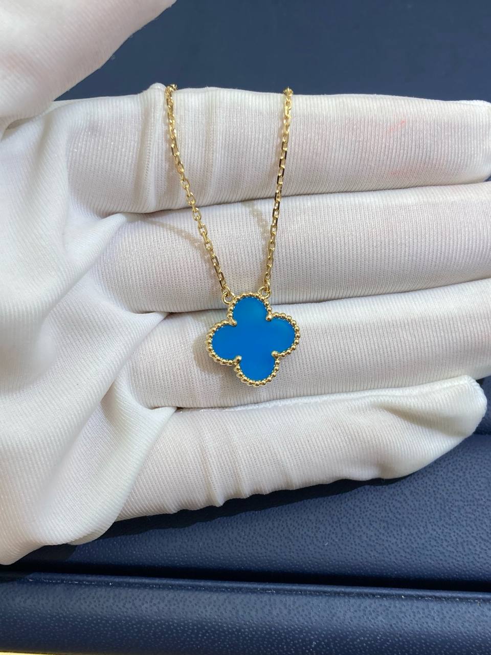 VC blue Agate pendant