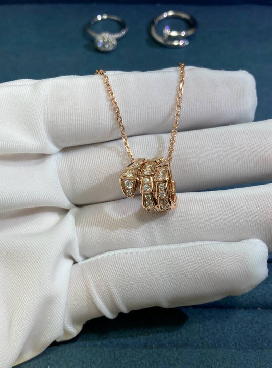 Serpenti full pave diamond pendant