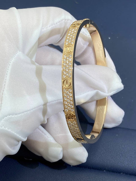 Love full pave diamond bracelet, Medium model