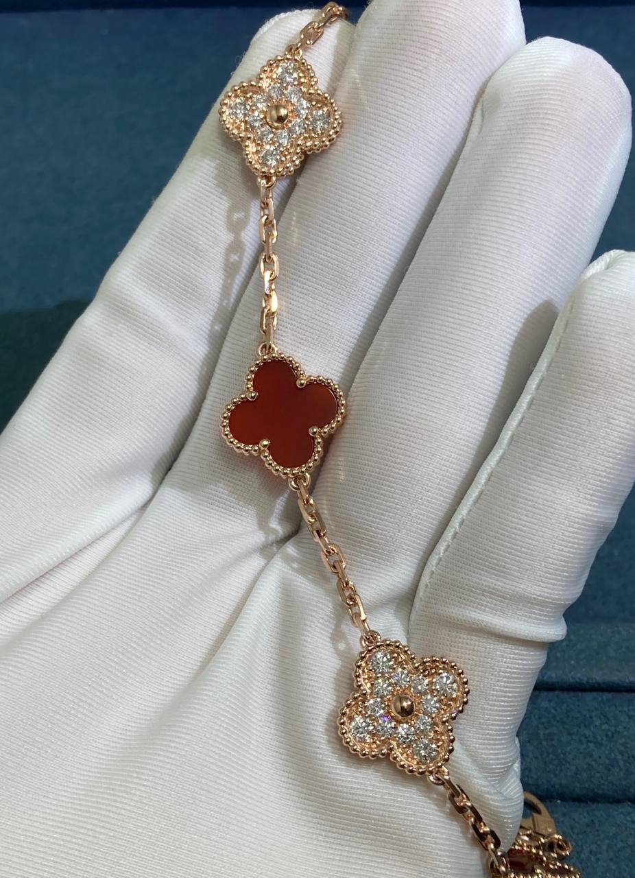 VC Carnelian bracelet with diamonds