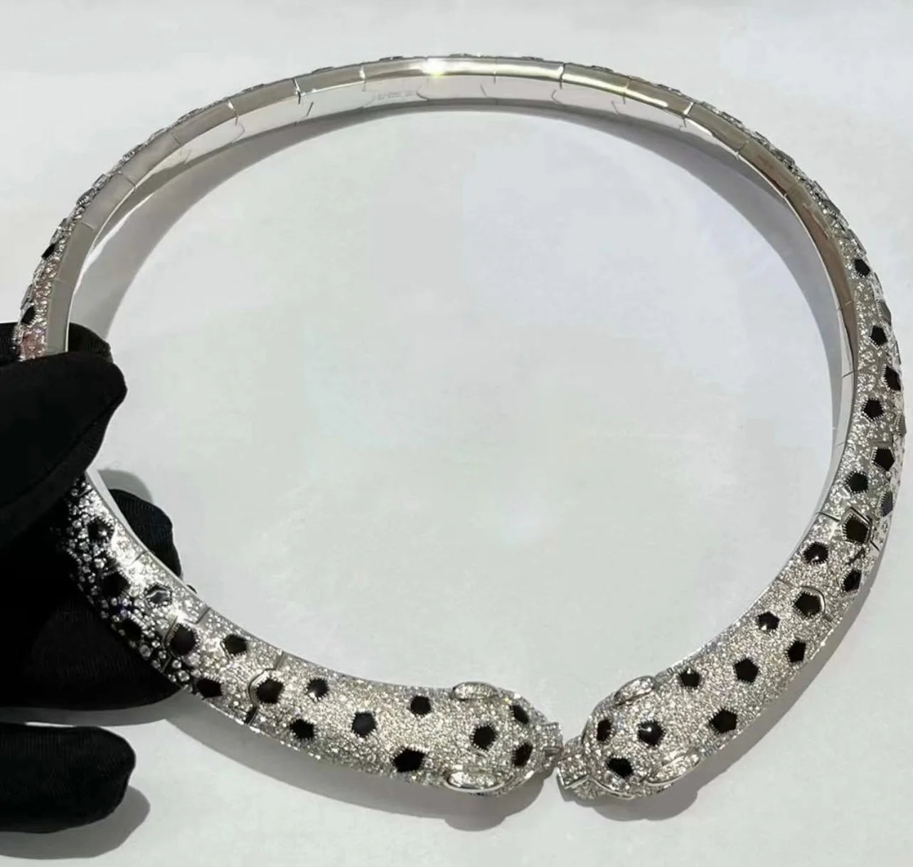 Panther double-head full pave diamond necklace