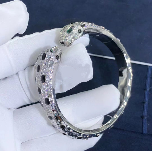 Panther double head half-pave diamond bracelet, Medium model