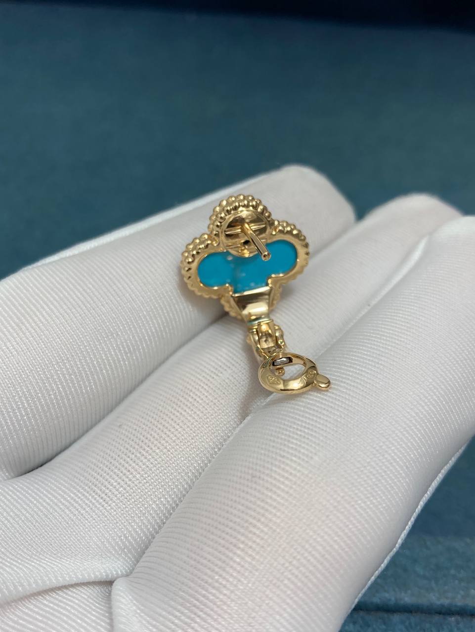 VC Turquoise earrings 15mm