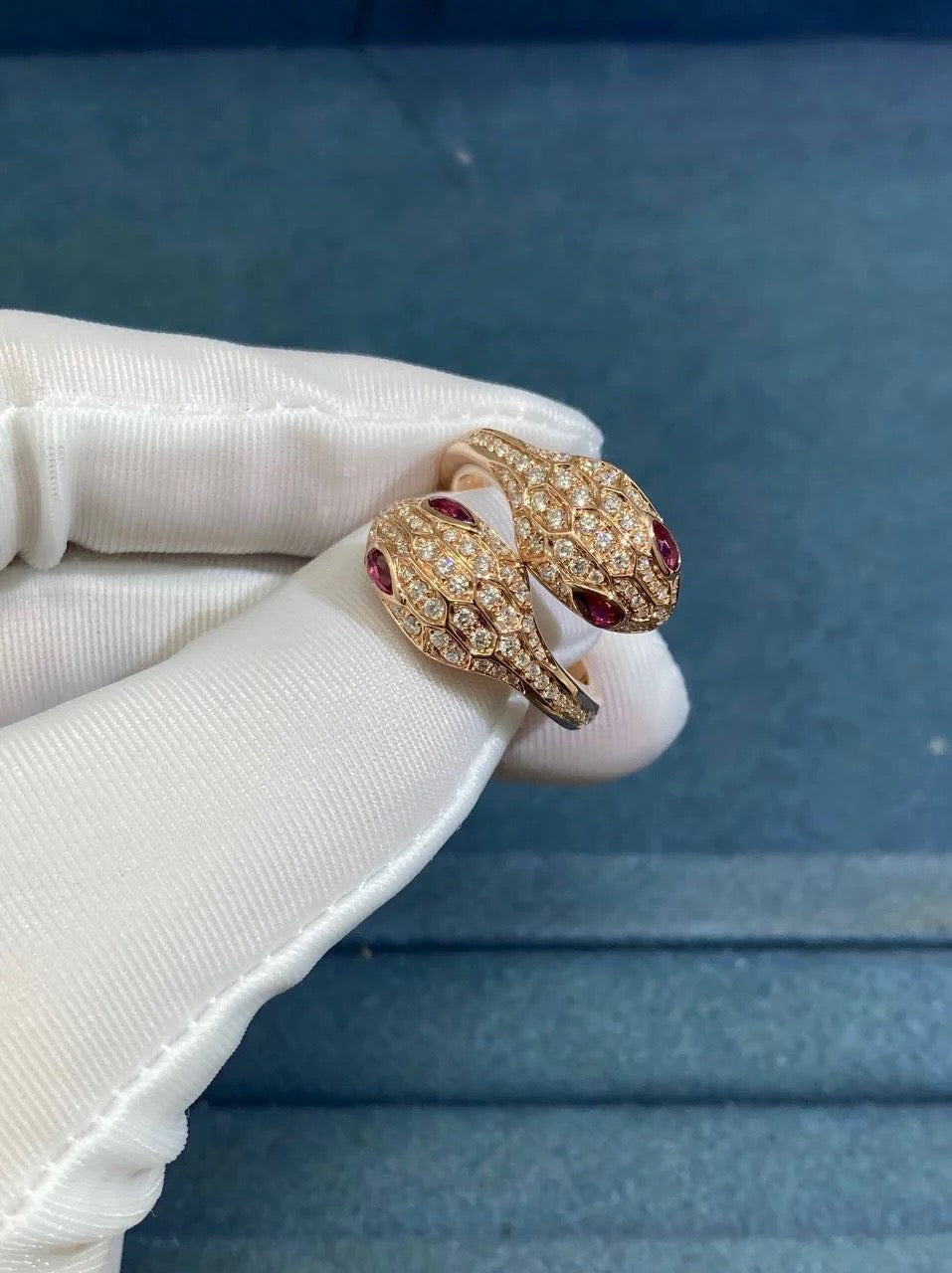 Serpenti double head full pave diamond ring with rubellites