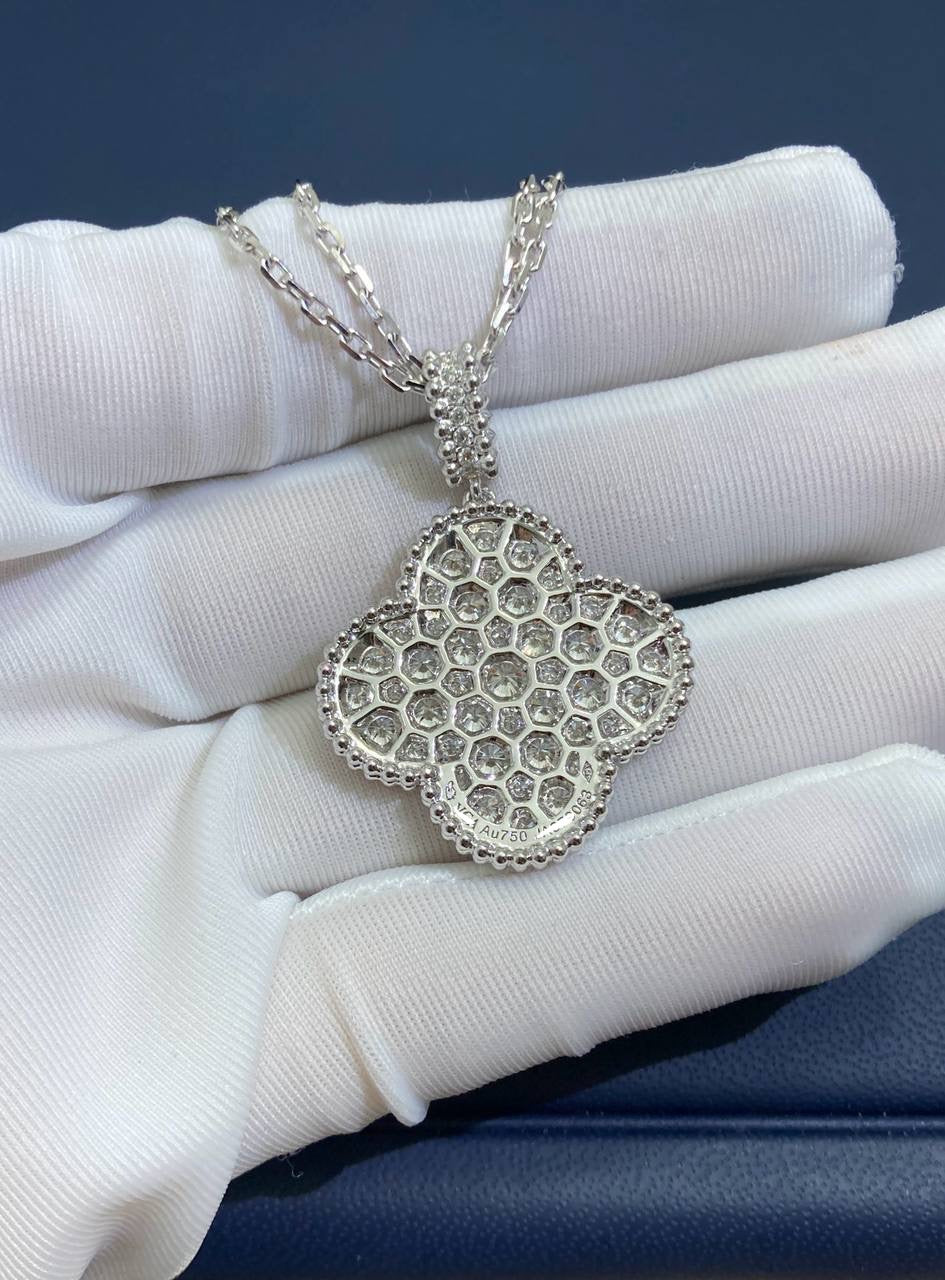 VC full pave diamond pendant, Large model