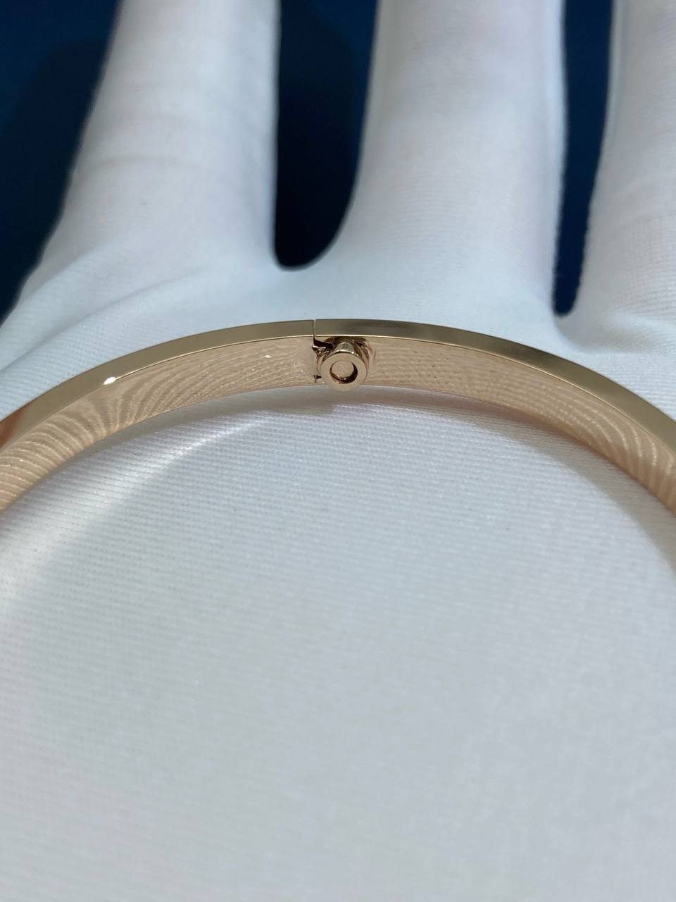 Love bracelet with 6 diamonds, Small model