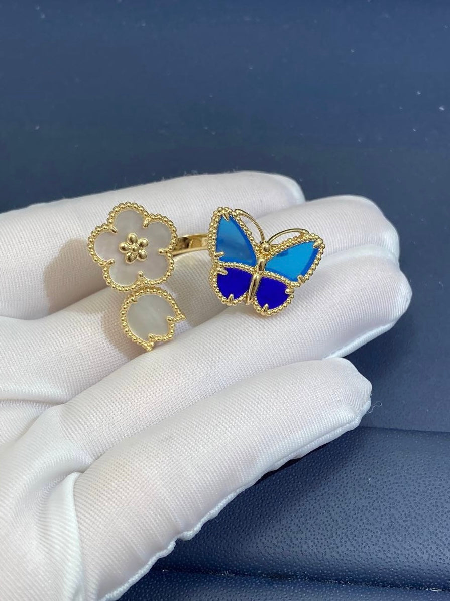 VC between the finger Spring Butterfly ring