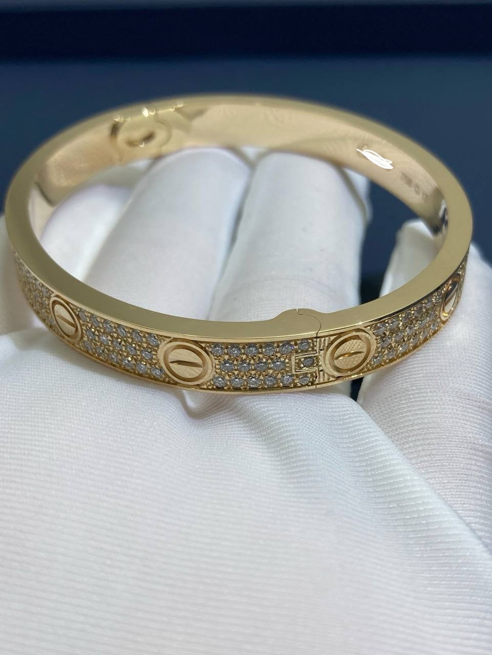 Love full pave diamond bracelet Classic model