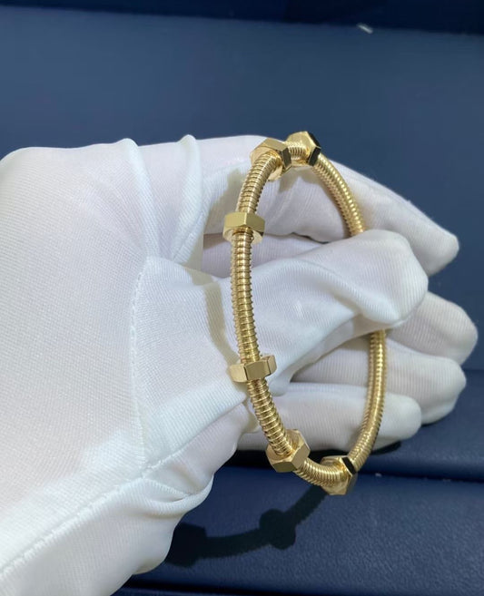 Screw bracelet