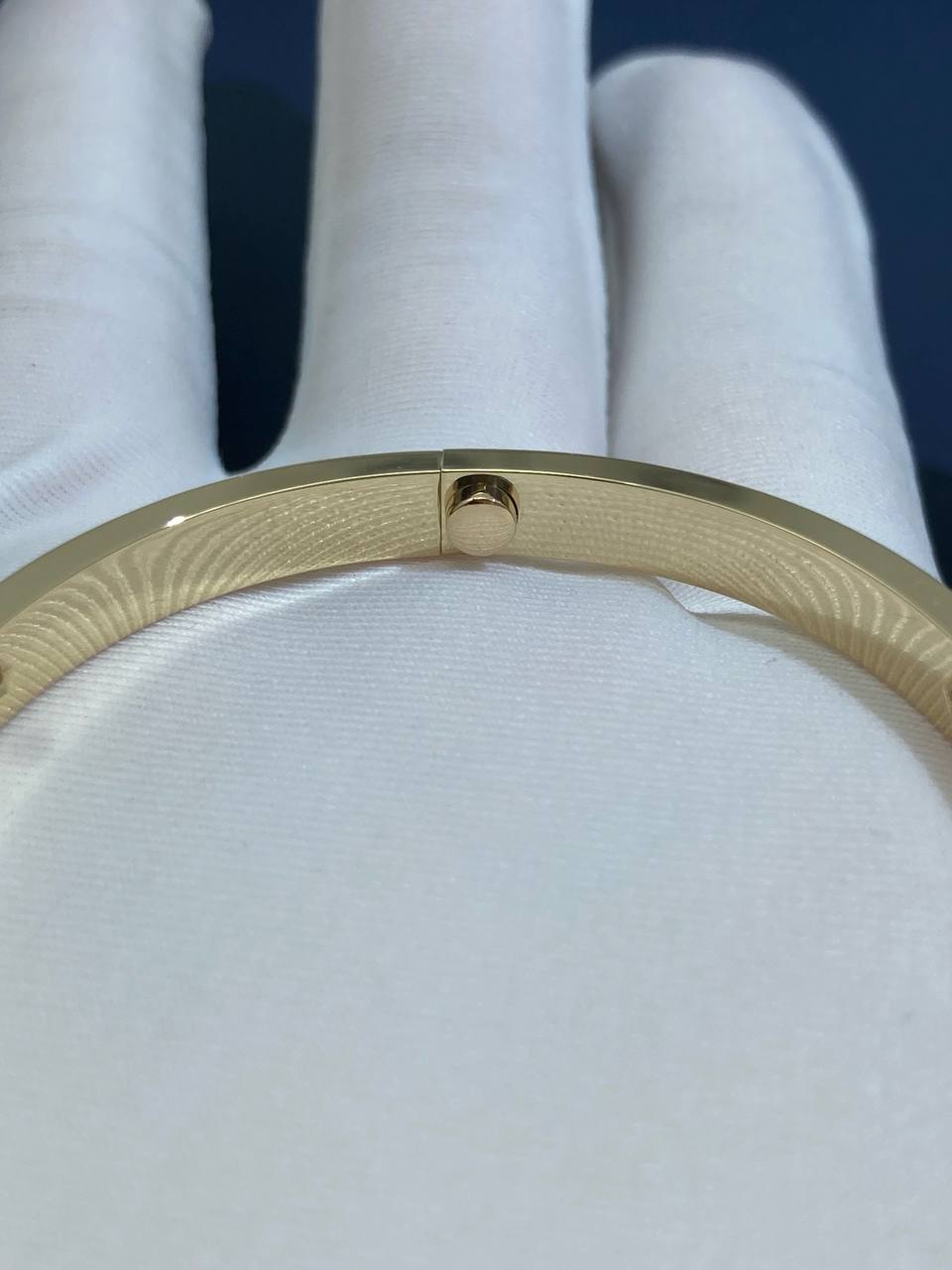 Love bracelet with 6 diamonds, Small model