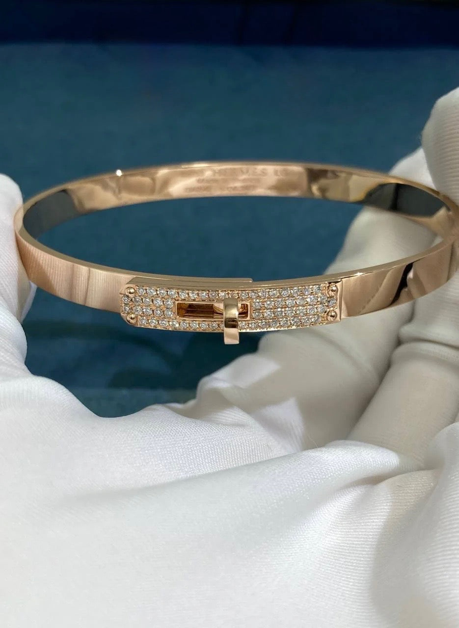 HRMS bracelet with diamonds