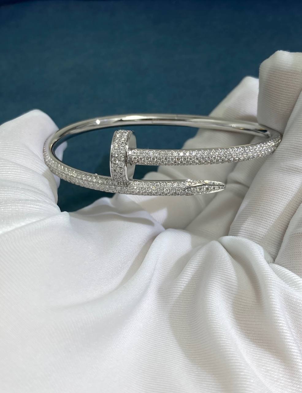 Nail full pave diamond bracelet