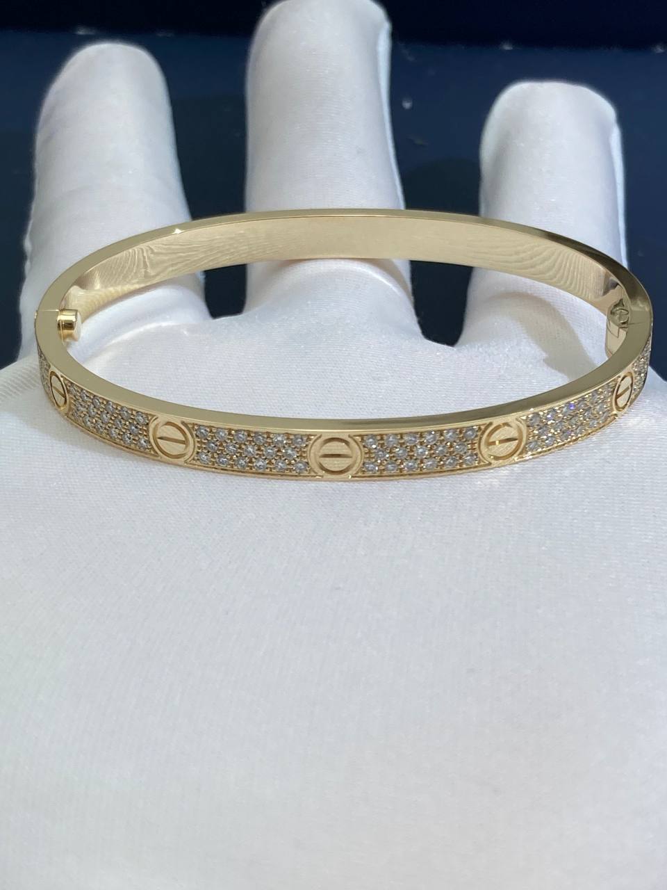 Love full pave diamond bracelet, Medium model