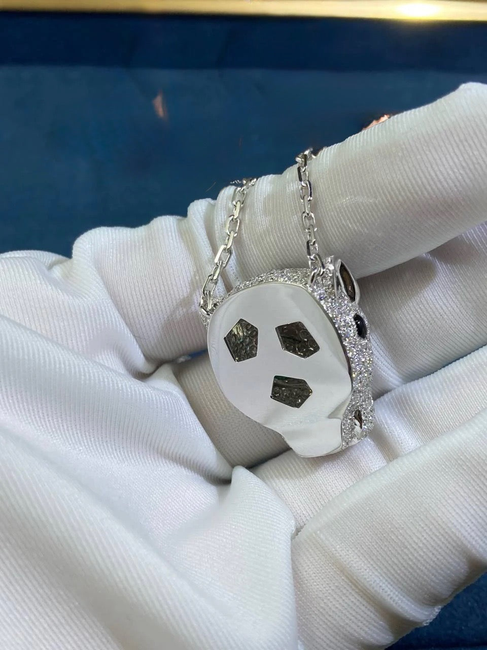 Panther full pave diamond pendant